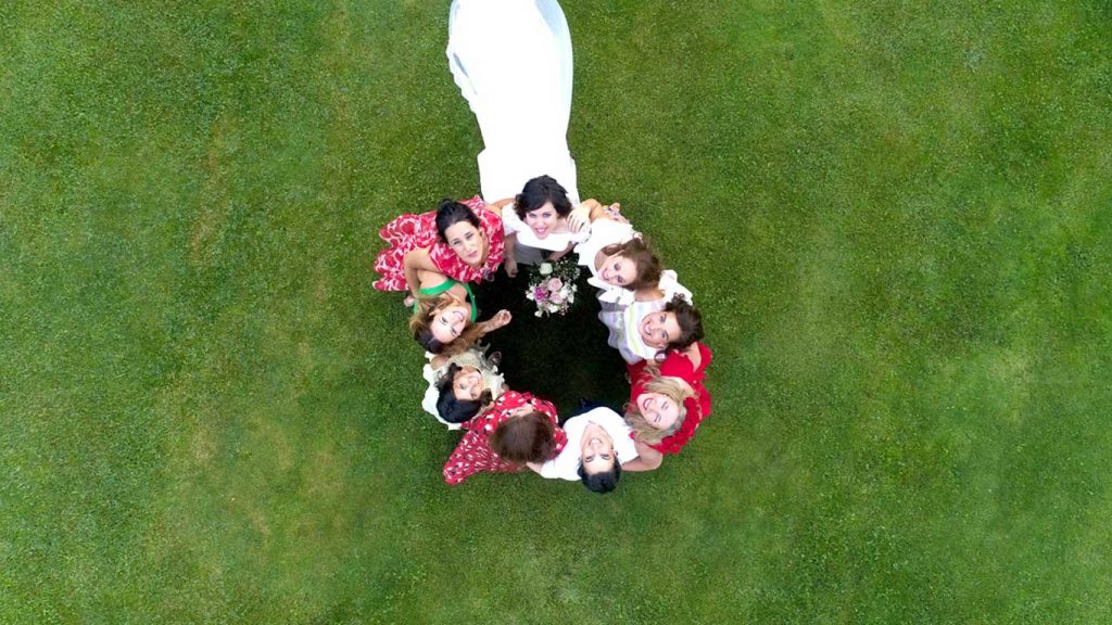 Fotografía aérea con drones 5 damas boda drone isazastudio